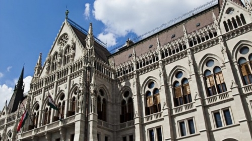 奧克蘭大學(xué)學(xué)費及生活費一年多少人民幣